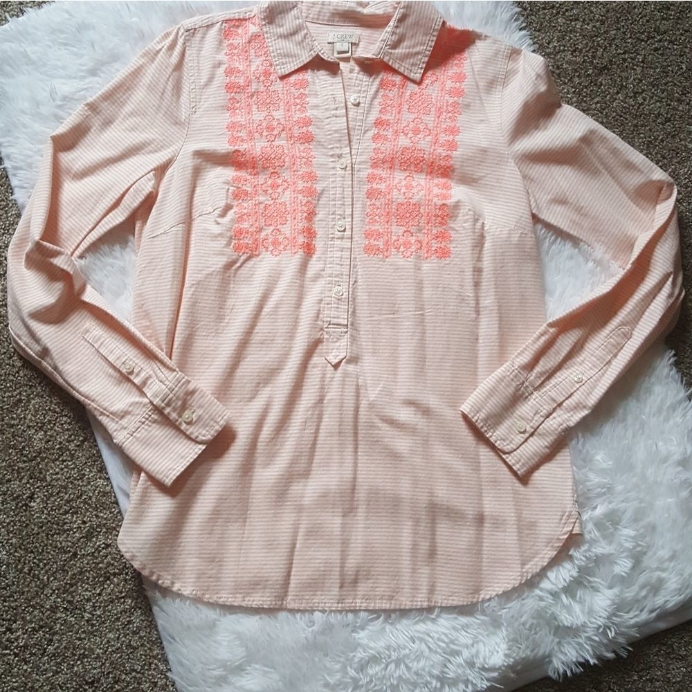 ‎J Crew button down Striped Peach Embroidered shirt Size Small